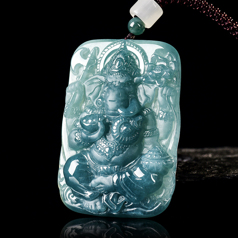 Vintage Fashion For Women - Myanmar Jadeïet Ganesha Hanger Gesneden Amulet